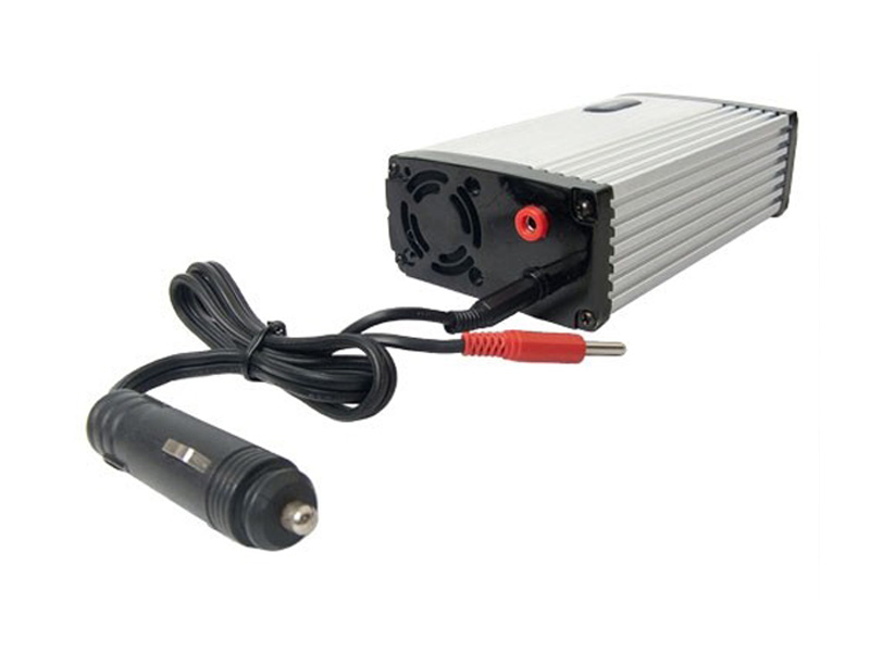 Inverter that plugs into deals cigarette lighter