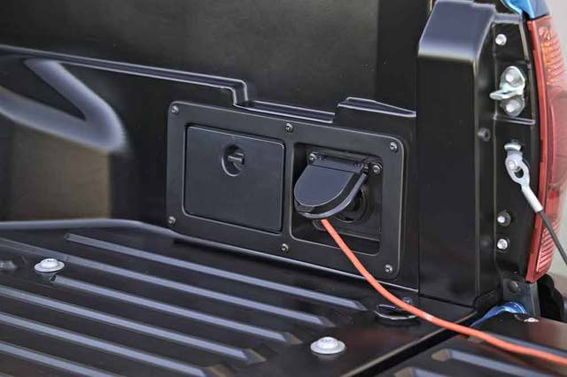 Correctly Install a Power Inverter in Your Car : 5 Steps